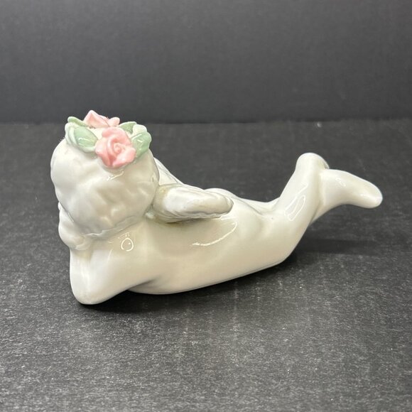 Vintage Laying Angel Figurine with Floral Wreath Ceramic White - Picture 2 of 8